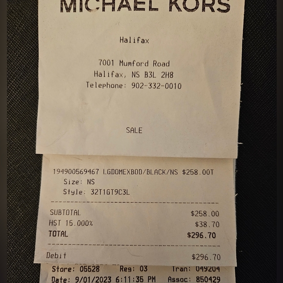 Michael Kors Black Leather Large Dome Bag with Gold Chain Strap - Picture 16 of 16